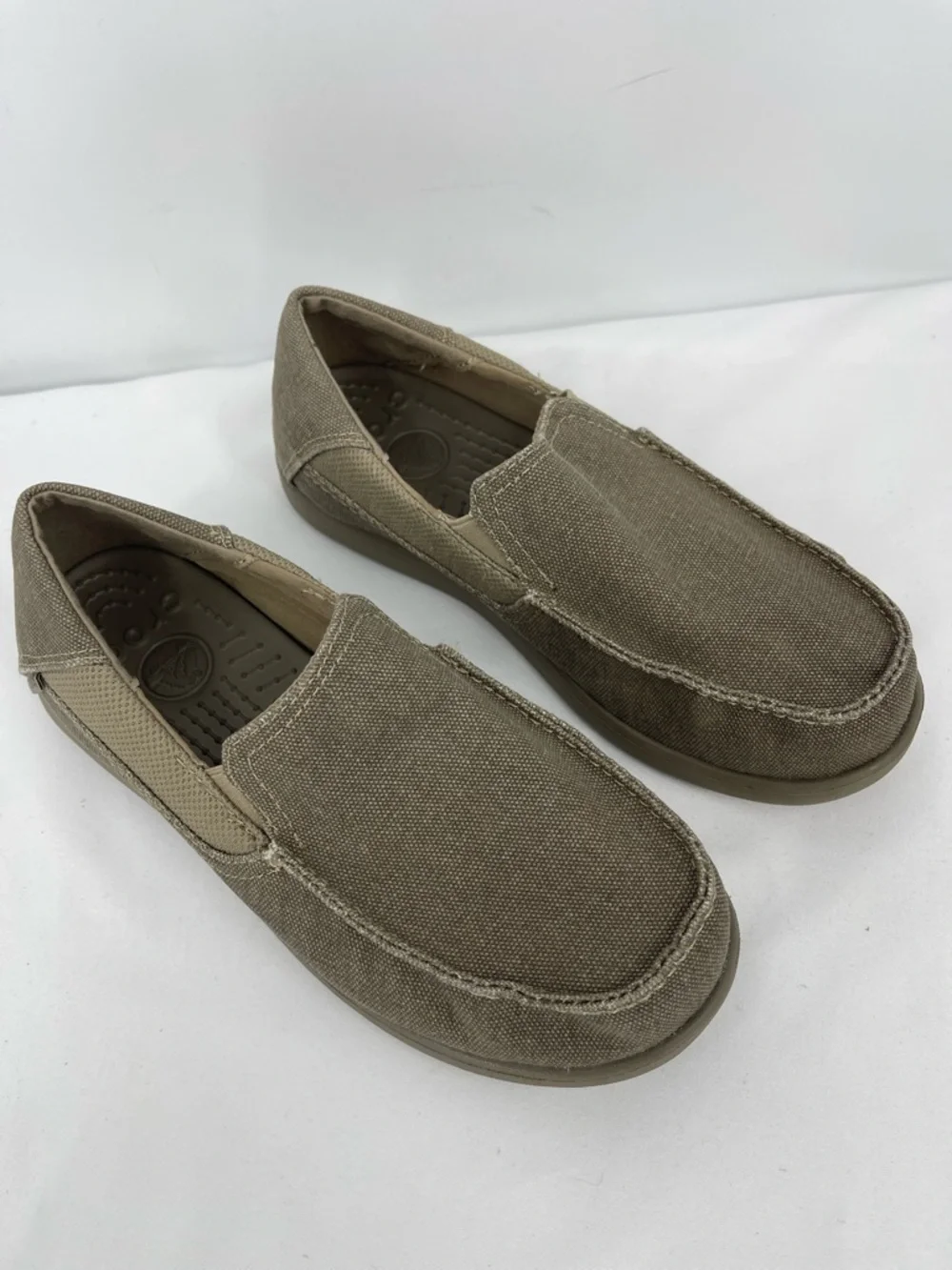 CROCS Boys  Slip-On Canvas Moccasins - Taupe SIZE J 5 UNISEX